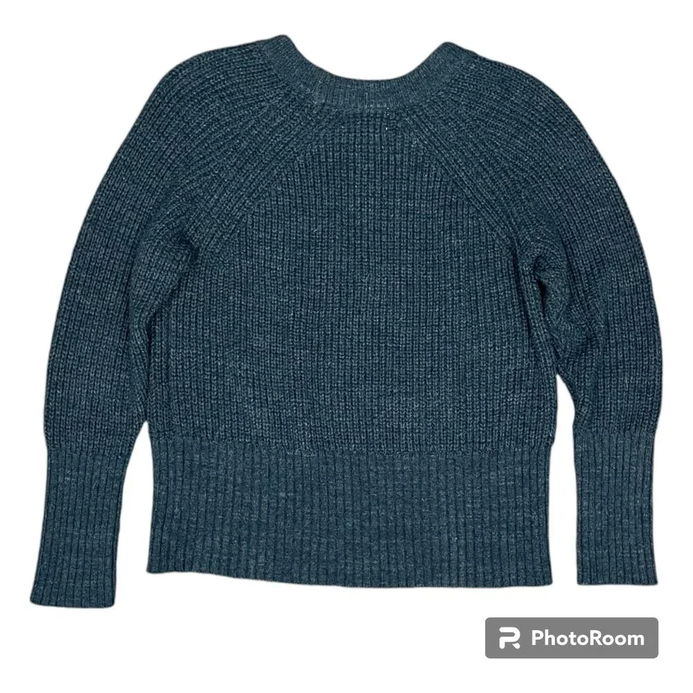 Raglan-Style Crew Neck Cable Knit‎ Sweater Dark Gray | Size M